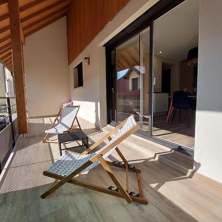 Charmant Et Spacieux Appartement A Quelques Pas Du Lac Duingt Luaran gambar