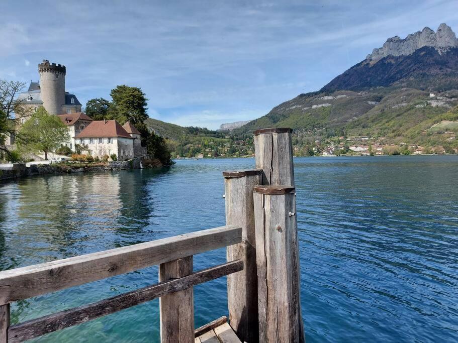 Charmant Et Spacieux Appartement A Quelques Pas Du Lac Duingt Luaran gambar