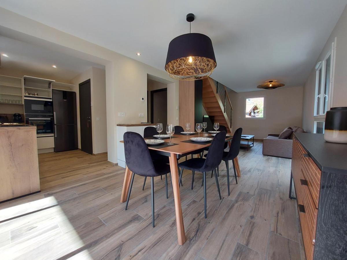 Charmant Et Spacieux Appartement A Quelques Pas Du Lac Duingt Luaran gambar